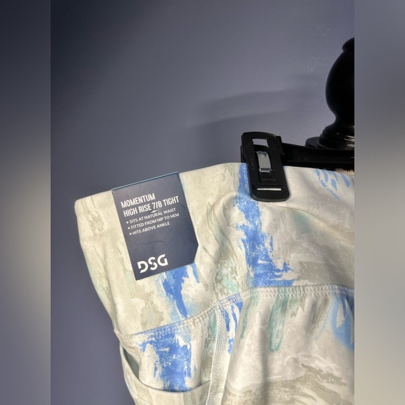 DSG Women's Momentum High Rise 7/8 Tight Athletic Leggings Size 2X - Picture 3 of 8